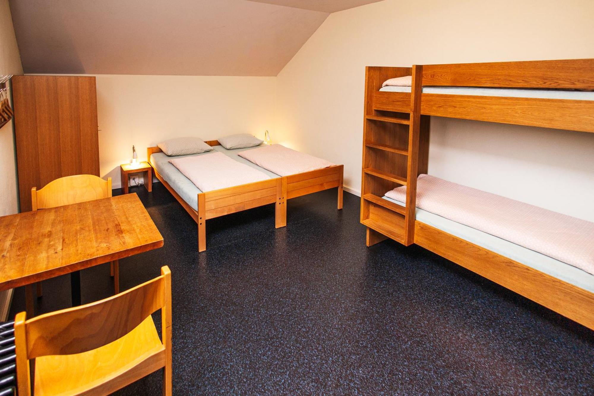 Baden Youth Hostel Luaran gambar
