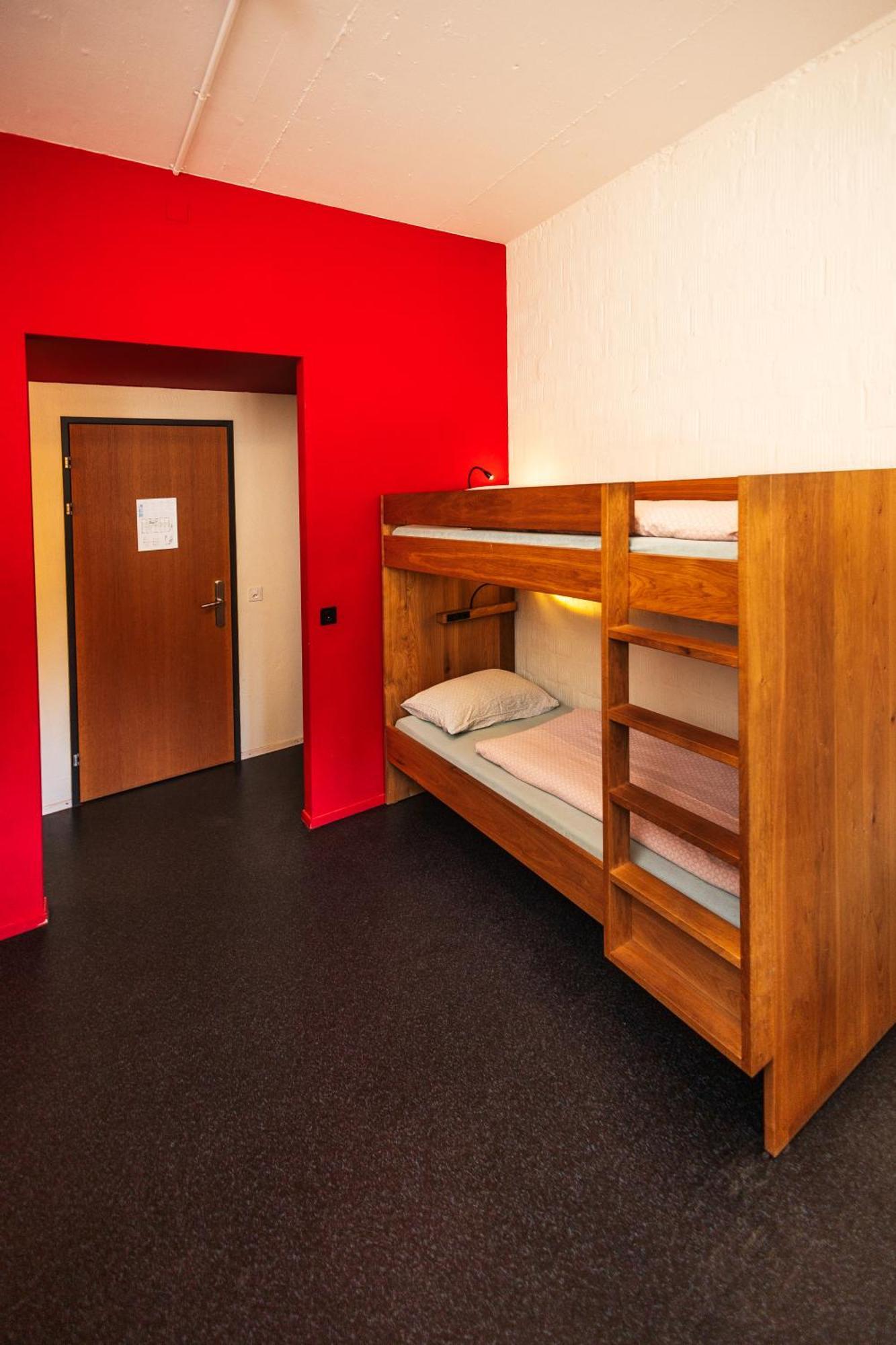 Baden Youth Hostel Luaran gambar