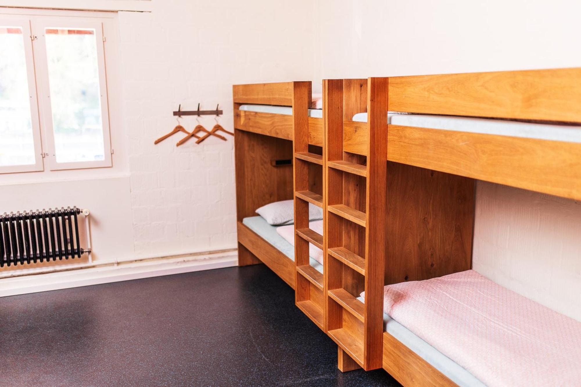 Baden Youth Hostel Luaran gambar